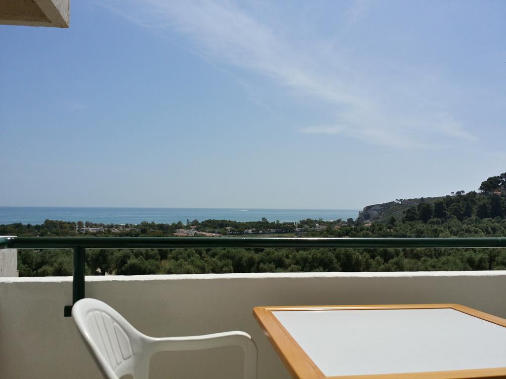 ויאסטה Centro Di Soggiorno Il Belvedere חדר תמונה