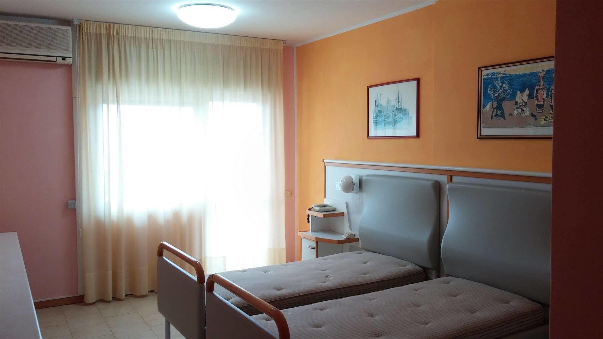 ויאסטה Centro Di Soggiorno Il Belvedere מראה חיצוני תמונה